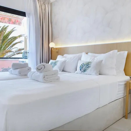 Tms Veramar Hotel,beachfront,pool&parking דירה לוס כריסטיאנוס