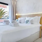 Tms Veramar Hotel,beachfront,pool&parking 公寓 洛斯克里斯蒂亚诺斯